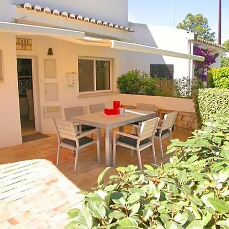 Villa Sleeps 6 Air Con Wifi T607860 *