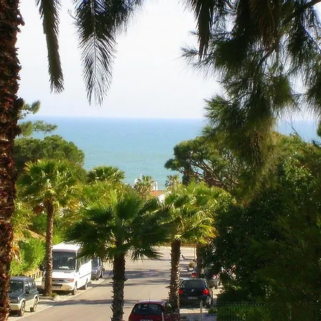Sleeps 6 Air Con Wifi T607860 Villa